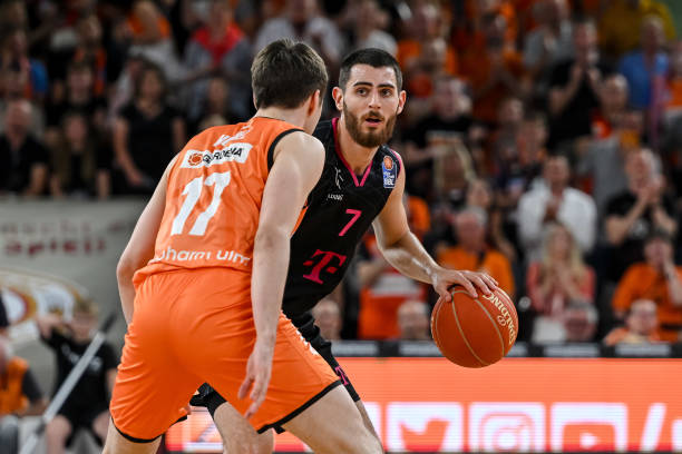 场实力碾压 场实力碾压